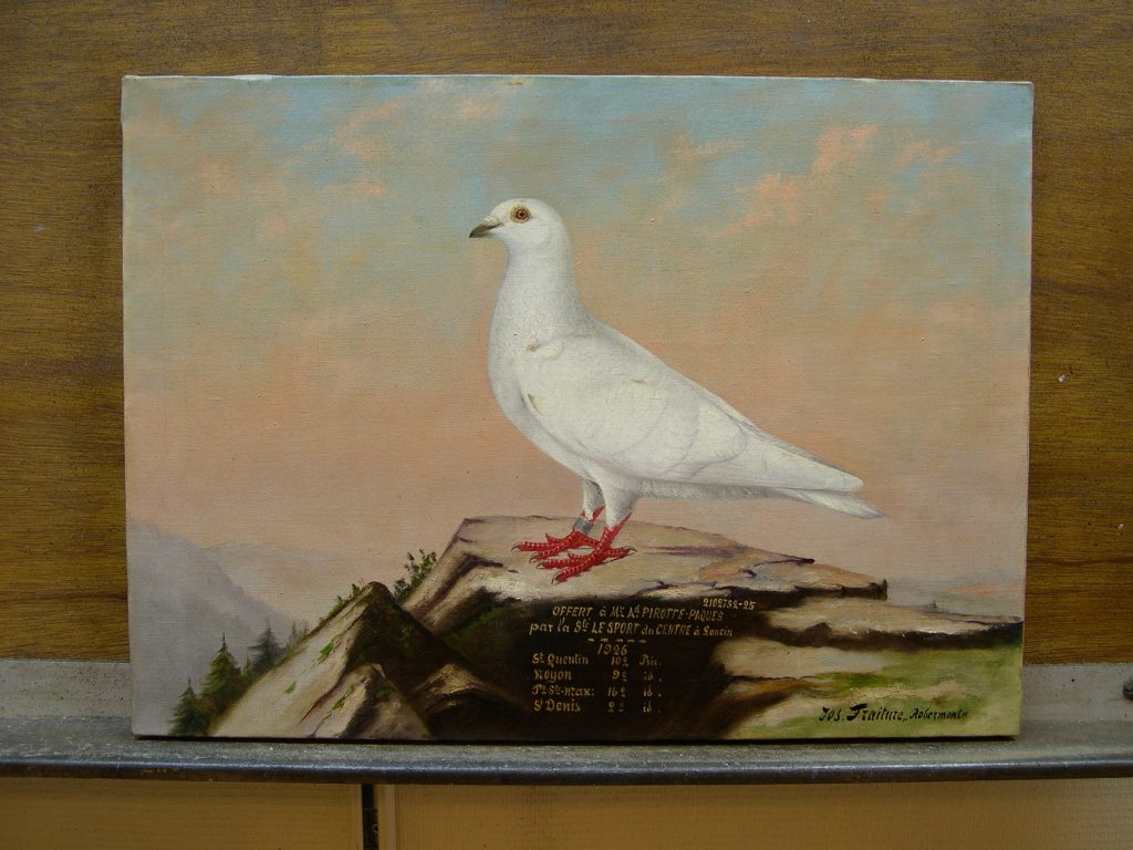 Détail d’une peinture après décrassage